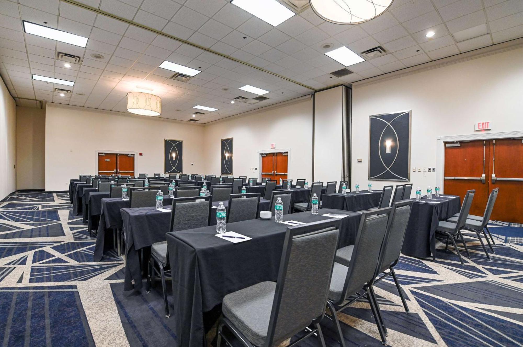 Doubletree By Hilton Richmond - Midlothian Hotel Bagian luar foto